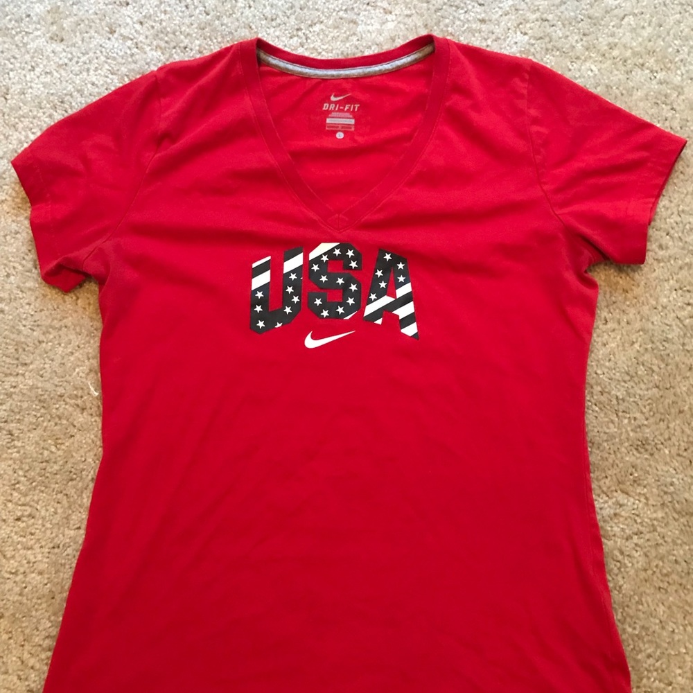 Nike USA vneck Size Large